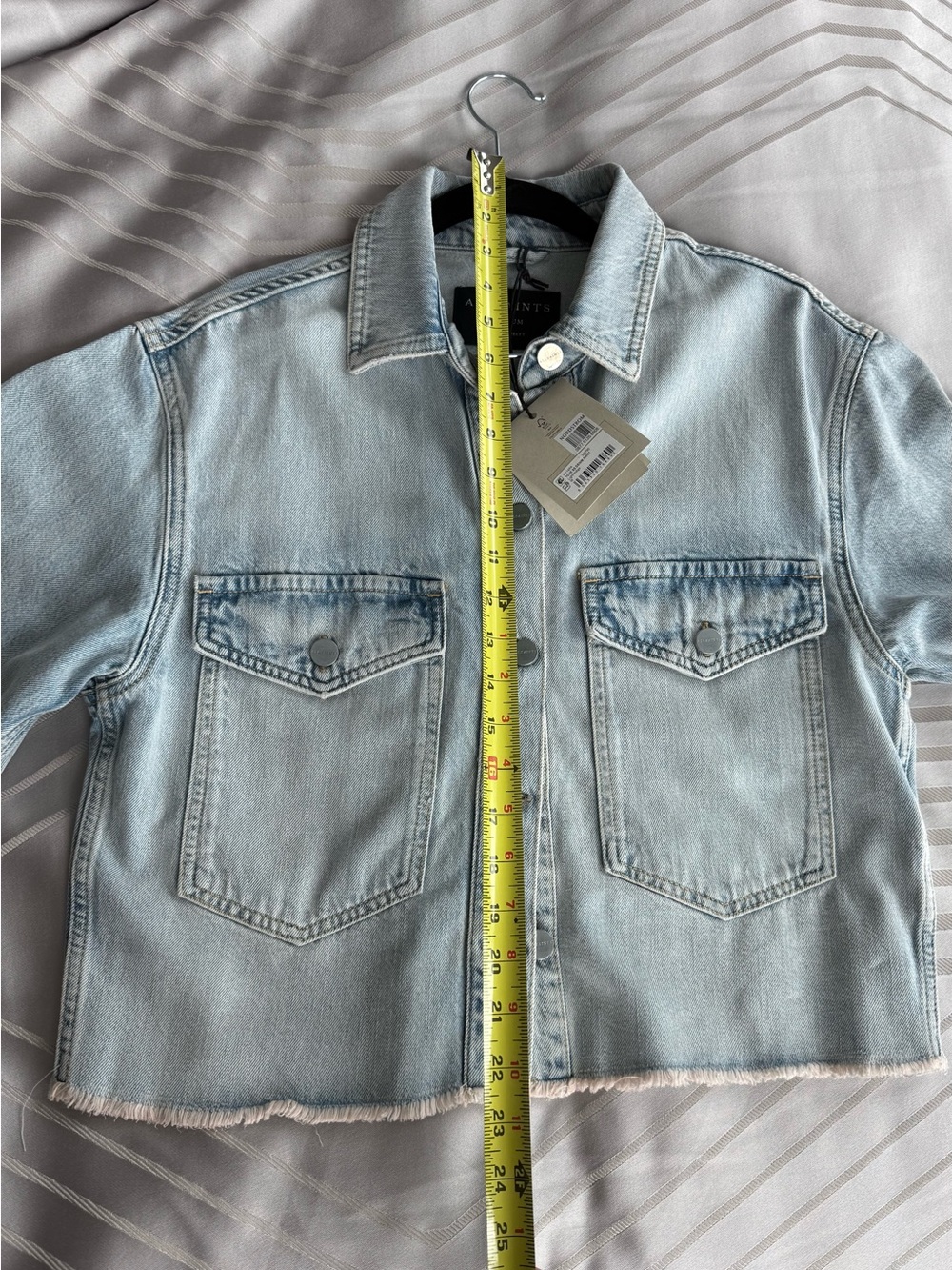 NWT AllSaints Women’s Short Sleeve Light Wash Denim Button-Up Shirt Jacket - M - Picture 10 of 10